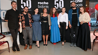Roche Bobois a provocat cinci designeri rom&acirc;ni și organizează o licitație caritabilă, cu ocazia aniversării a 50 de ani a colecției Mah Jong