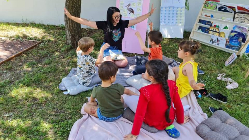 Asociația OvidiuRo lansează România de Poveste, un proiect educațional naționalist, destinat preșcolarilor și profesorilor lor