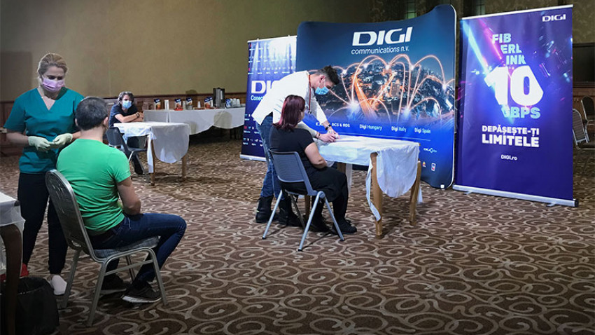 Peste 500 de persoane imunizate la centrele mobile organizate de Grupul DIGI