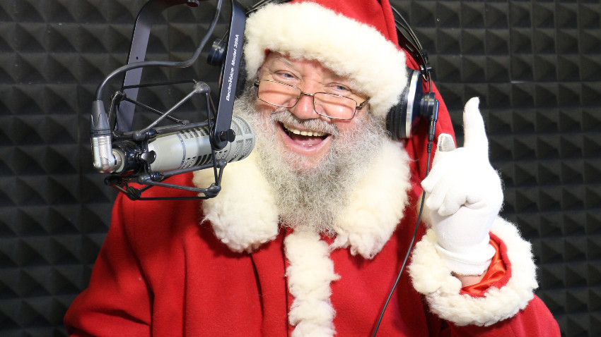 Copiii vorbesc cu Moș Crăciun în direct la radio Itsy Bitsy