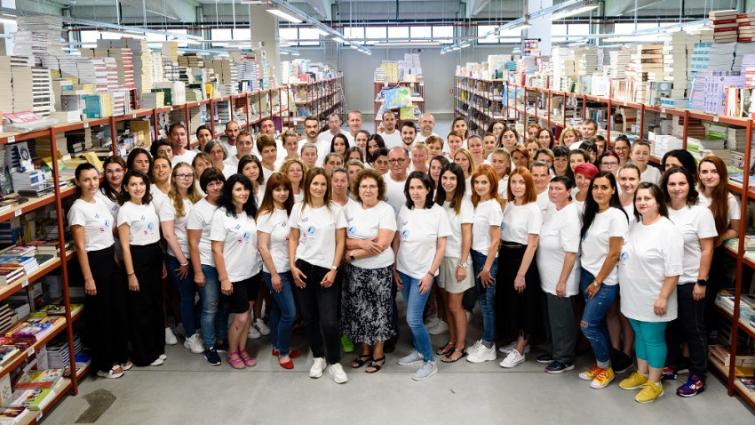 Cartea pentru copii ajunge la aproape 25% în vânzările Libris. Topul celor mai vândute titluri