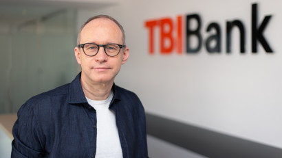 TBI Bank lansează un nou depozit pe 5 ani cu dob&acirc;ndă record de 10% pentru a contracara inflația