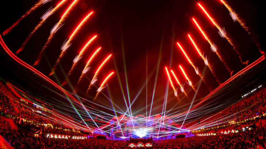 Festivalul UNTOLD pe TikTok în cifre: doar duminică, aproape 1 milion de oameni au urmărit UNTOLD pe TikTok LIVE, de 10 ori mai mult față de numărul total de participanți din ziua respectivă