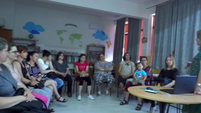 United Way Romania - Renuntand la scoala, copiii saraci isi lasa viitorul la poarta