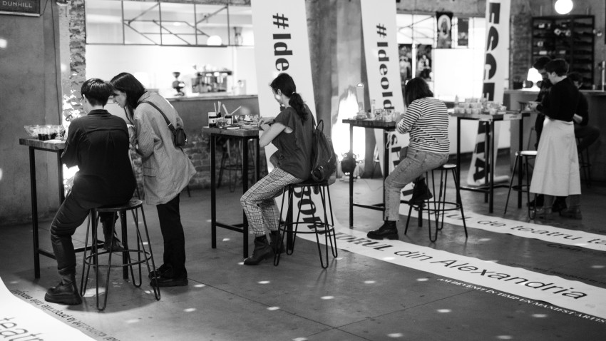 Încep înscrierile pentru #experiențaIdeoIdeis. Cel mai amplu proiect de educație prin artă dedicat adolescenților debutează astăzi în 8 orașe din țară