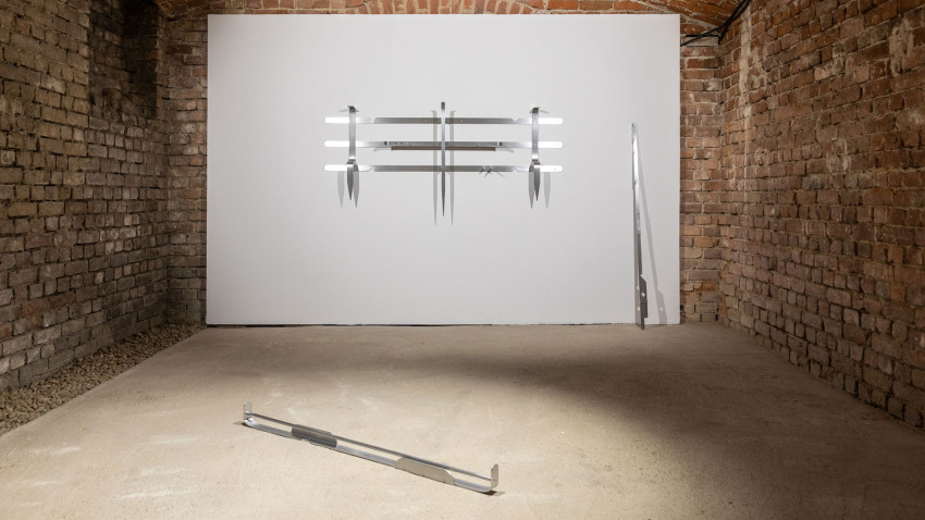 Expoziția BACK TO WHERE IT ALL BEGAN - parte a programului ACCELERATOR - își așteaptă publicul la Galeria Gaep din București până pe 13 mai 2023