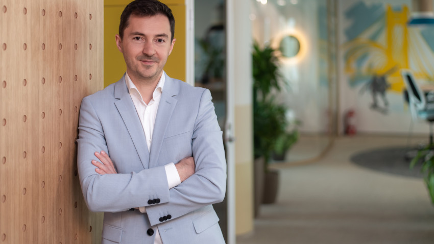 Colliers: Achizițiile de locuințe cu finanțare bancară continuă să scadă și în 2023. Fundamentele solide ale pieței rezidențiale dau însă încredere dezvoltatorilor să continue investițiile în proiecte noi
