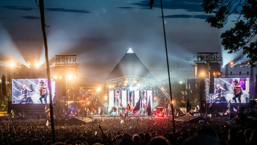Guns N’ Roses au cucerit Glastonbury Festival in weekend