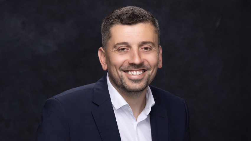 George Dobre, SVR România: “Parte din povestea brandului SVR este povestea pielii fiecăruia dintre noi"