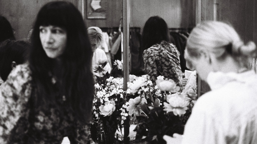 Ileana Sebe: Fotografia mă ajută să mă descopăr și să mă oglindesc. Mă văd prin ea