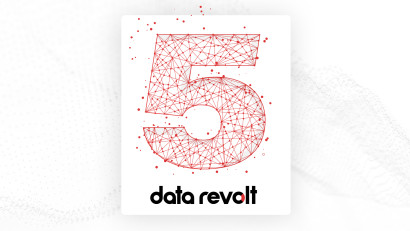 Data Revolt &icirc;mplinește 5 ani - cum arată o jumătate de deceniu de inovație și excelență &icirc;n digital marketing