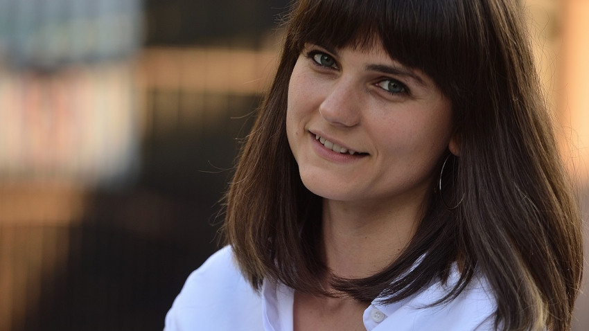 1 tânăr din 5 este șomer, iar cei care lucrează aleg domenii în care se angajează ușor și sunt bine plătiți, chiar dacă nu au studii specifice