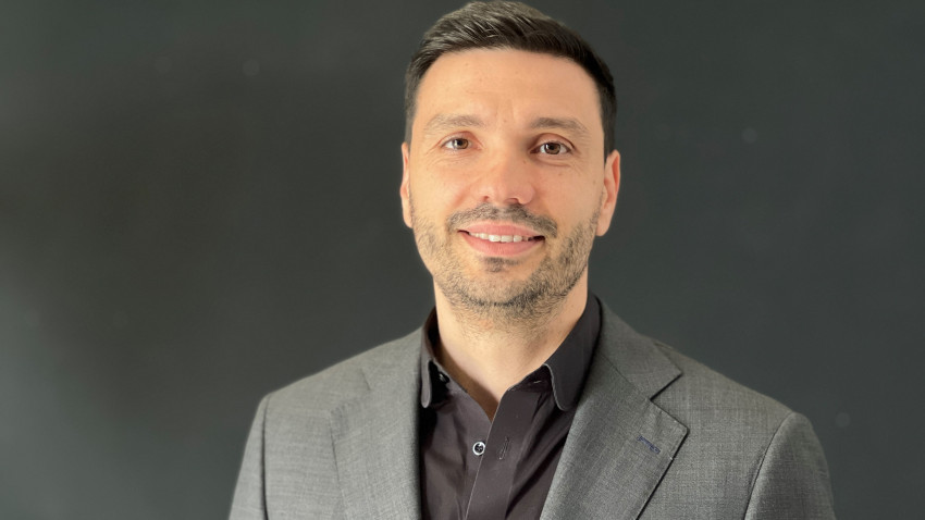 Limitless Agency: Achiziție record de Black Friday 2023 - un televizor de 148.000 de euro