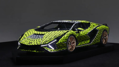 Replica 1:1 Lamborghini Si&aacute;n FKP 37 construită din piese LEGO&reg; Technic&trade; vine &icirc;n Rom&acirc;nia