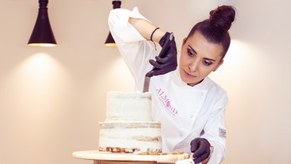Primul cakeshop din Rom&acirc;nia cu prăjituri sănătoase - potrivite pentru copii, diabetici, persoane cu intoleranțe