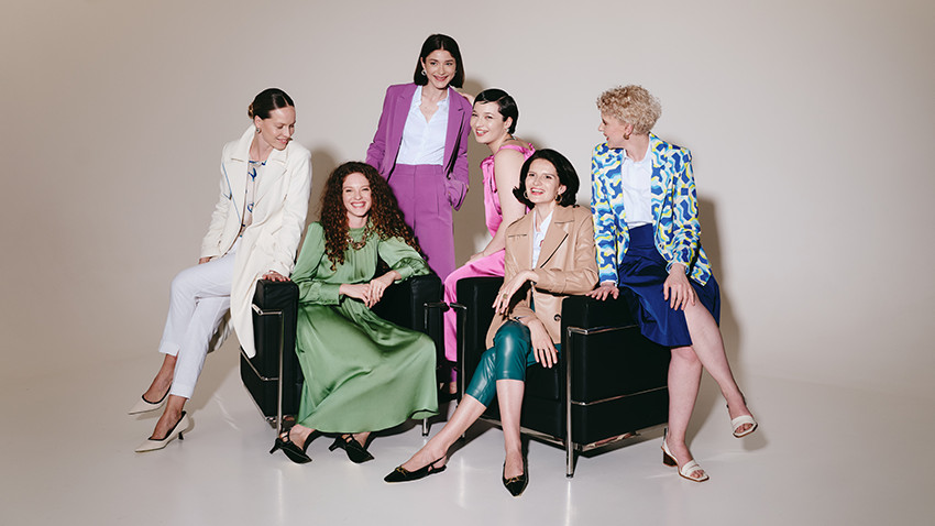 Next Advertising și Hermosa lansează campania Atelierul de complimente - o invitație dedicată tuturor femeilor ce încurajează schimbul sincer de aprecieri