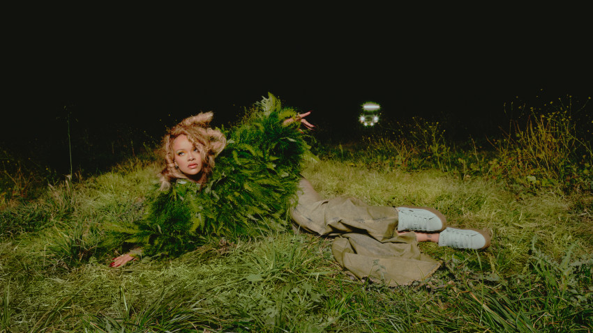 Fenty și PUMA te aduc mai aproape de natură. Rihanna lansează noua colecție Creeper Phatty Earth Tone