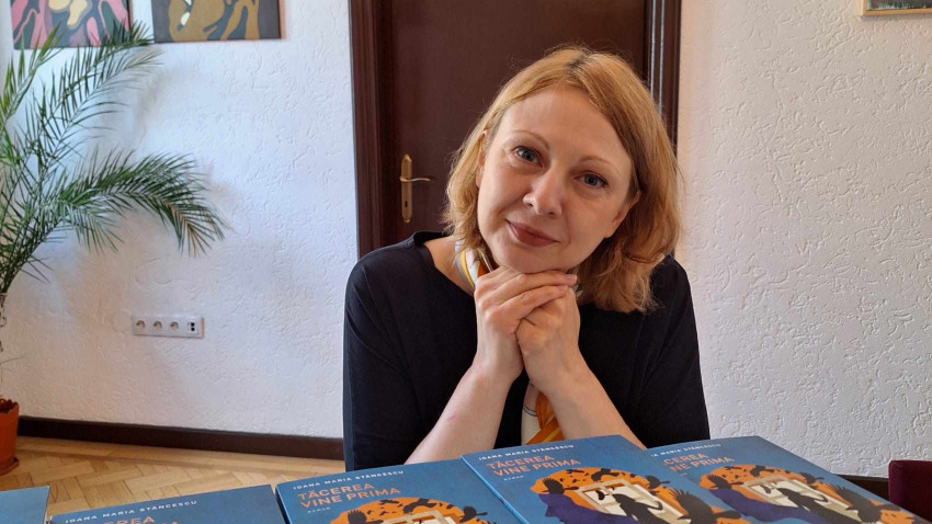 [Book Talk] Ioana Maria Stăncescu: Eu scriu greu. Sau, mai bine zis, scriu ușor, dar rescriu mult. Am terminat primul draft după un an și am avut manuscrisul final după încă trei, timp în care l-am rescris de două ori