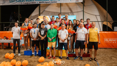 Volei pe plajă la superlativ &icirc;n Iași. Sport, nisip și adrenalină la baza sportivă BRIZO din Iași care organizează &icirc;ntre 22 și 25 august Campionatul Național de volei pe plajă