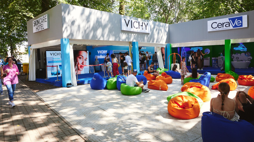 LINE Agency a transformat Summer Well în locul perfect al îngrijirii pielii prin activarea creativă "Skincare Hotel" pentru L'Oréal Dermatological Beauty