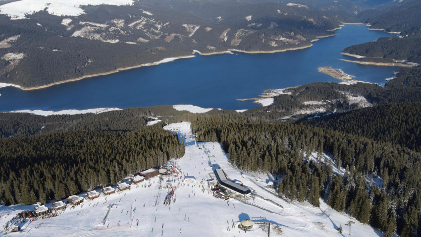 Domeniul Transalpina-Voineasa te invita la schi