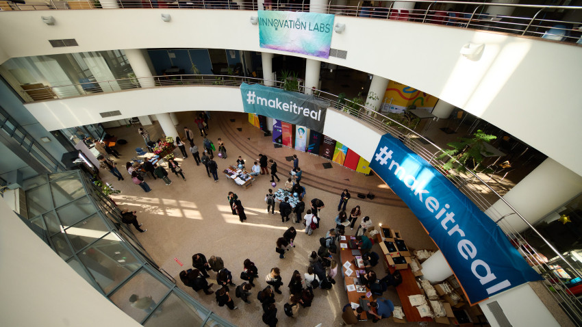 Concluziile Hackathonului Innovation Labs din București: 31 de echipe se califică în programul de pre-accelerare