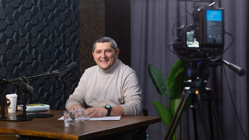 [Newsletter Collection] Doru Șupeală: Asta facem noi cu munca: o demistificăm, o umanizăm și o punem în slujba oamenilor