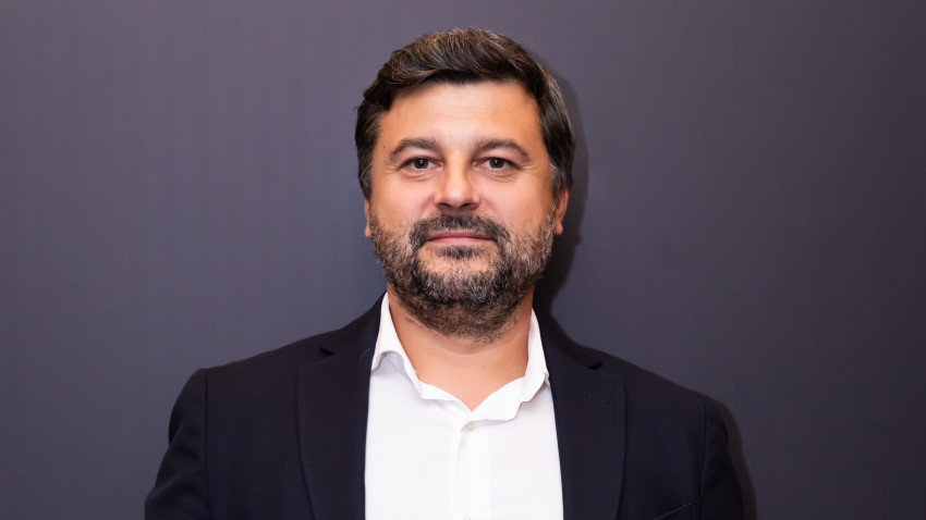 [PR Playbook] Cosmin Mareș: Etica în PR se traduce prin responsabilitatea de a pune întrebările corecte înainte de a construi un mesaj