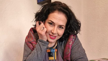 [Hai cu votul] Ana Barton: Ca să fii implicat politic e nevoie doar să trăiești. Iar ca să trăiești trebuie s-o faci &icirc;n funcție de ceea ce decid cei care conduc țara