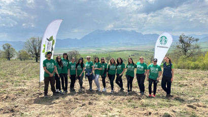 Starbucks x Plantăm Fapte Bune &ndash; &Icirc;mpreună pentru un viitor mai verde
