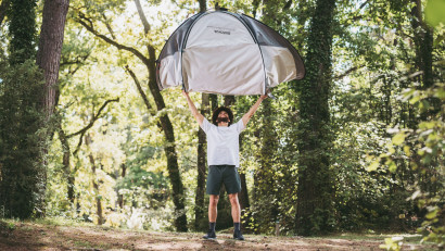 Decathlon celebrează 20 de ani de inovație cu 2 Seconds &ndash; cortul care a revoluționat campingul