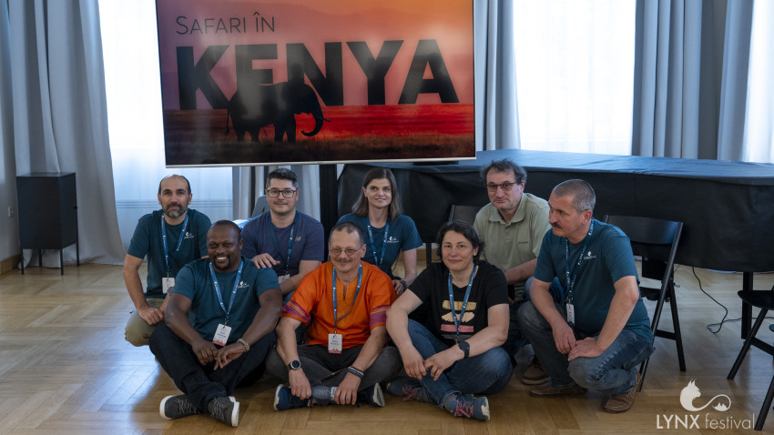 6 fotografi români în Kenya. Spunem „Ce frumos, uite ce multe specii sunt în expoziția asta!”, dar trebuie să înțelegem că la noi e responsabilitatea ca această diversitate să rămână