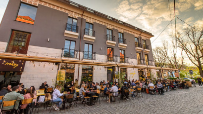 Raiffeisen Bank: Parteneriat în premieră cu Form Café și Form Space, două dintre cele mai populare spații de distracție din Cluj-Napoca