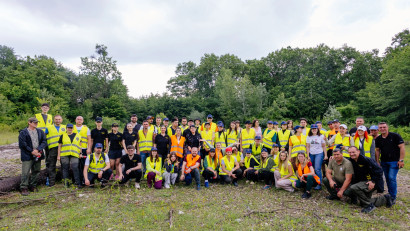 Gesturi simple care contează pentru un viitor mai bun. Peste 15 tone de deșeuri colectate în cadrul campaniei de ecologizare a BAT România în pădurea Plopeni, județul Prahova