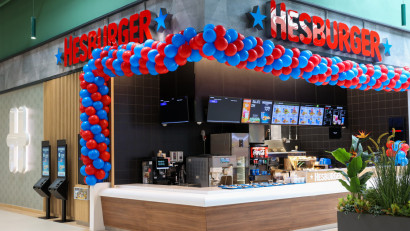 Hesburger deschide al 11-lea restaurant din România la Pitești, ajungând la o investiție totală de 1,1 mil euro în județul Argeș