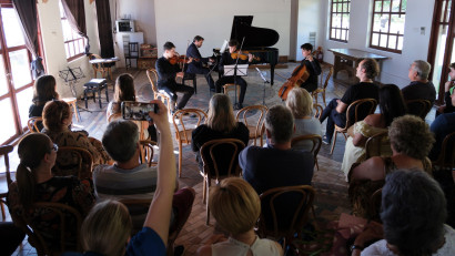 Bursierii SoNoRo Interferențe și maeștrii lor vor susține concerte la Portul Cultural Cetate și Filarmonica de Stat „Oltenia” Craiova
