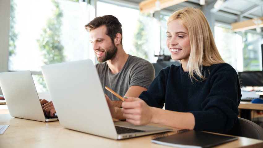 Portalul de carieră Hipo.ro lansează o sectiune dedicată salariilor și beneficiilor extra-salariale actualizate în timp real