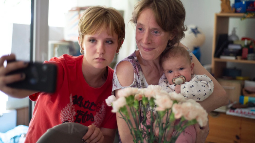 „Jeunes Mères”, regizat de Jean-Pierre și Luc Dardenne, Premiul pentru scenariu la Cannes, în deschiderea ANONIMUL 2025