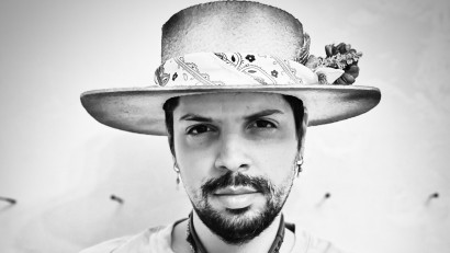 Alex Manea: Mă simt atras &icirc;n mod constant de subiectele tabu și vulnerabile,&nbsp;locurile acelea fragile din interiorul nostru pe care nu avem curaj de multe ori să le punem la lumină