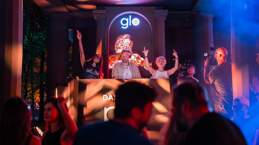 Party Like a Pro la Summer Well. glo™ te așteaptă la Temple of Dance