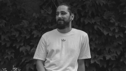 [AIdea] Robert Voicu: Cel mai mare risc cu AI-ul este că sună convingător chiar și c&acirc;nd greșește. Dacă nu-l verifici și nu-l pui la &icirc;ndoială, intri &icirc;ntr-un cerc vicios. Fără filtru critic, apare &bdquo;lenea mentală&rdquo;
