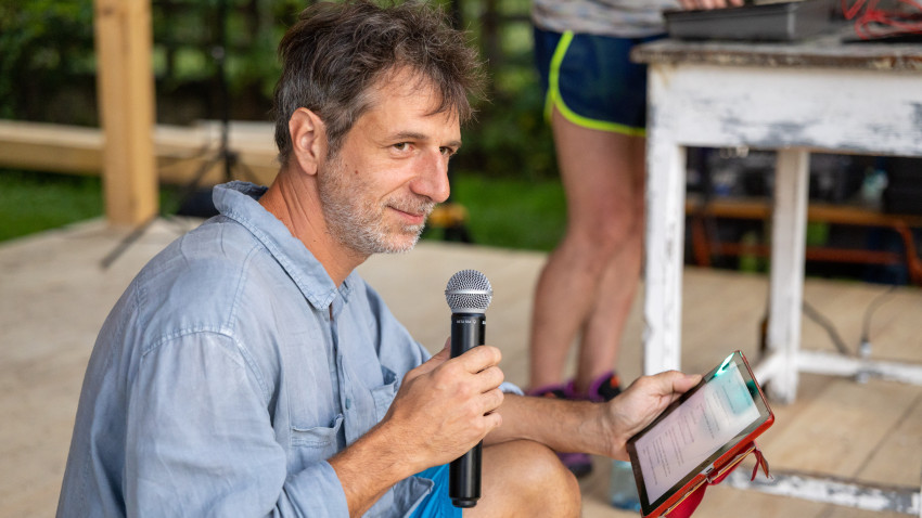 Laurențiu Bănescu: Dacă o dăm în bară pe repede înainte cu o mentalitate de „betoane și civilizare”, o să le fie greu mai târziu copiilor noștri să le mai spargă și să dezgroape comorile