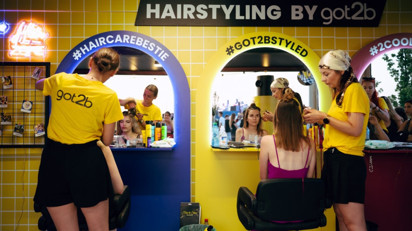 Touch Agency transformă brandurile Henkel România în experiențe de festival la Beach, Please! și Electric Castle