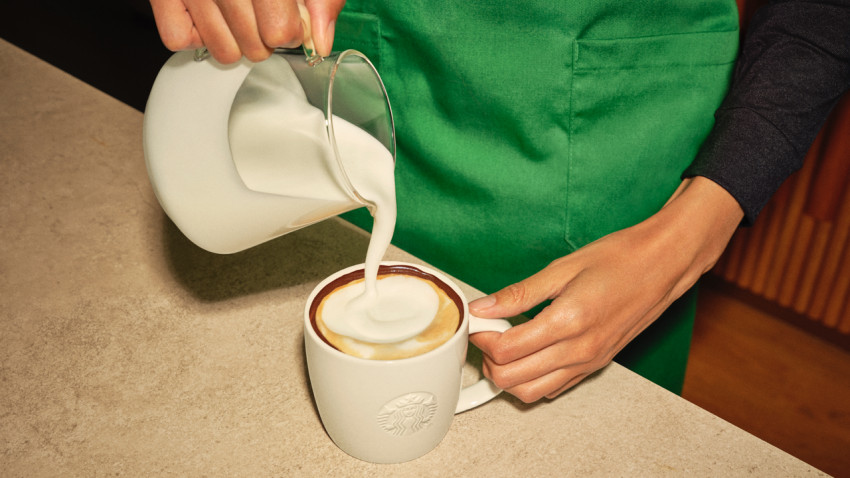 Sezonul Pumpkin Spice revine la Starbucks cu noi surprize de toamnă