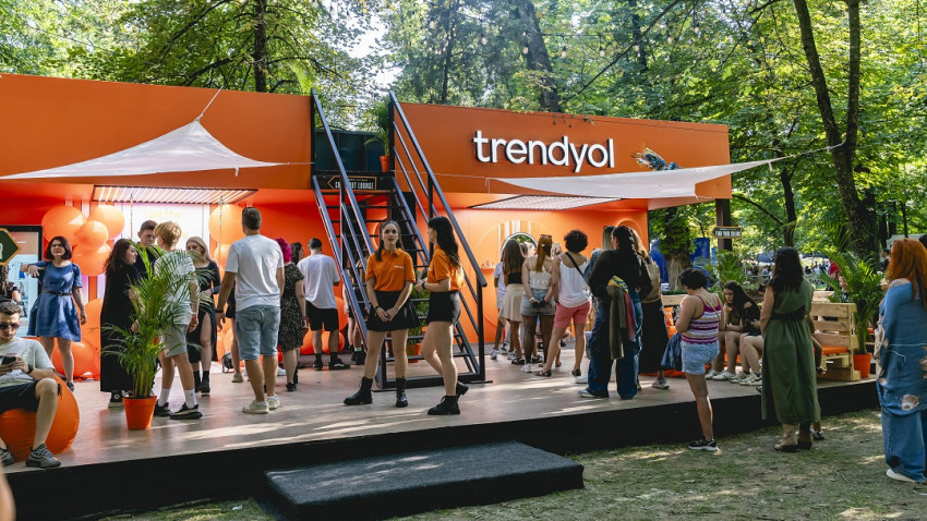 Trendyol x UNTOLD X: Hotspot-ul de lifestyle preferat al participanților la festival