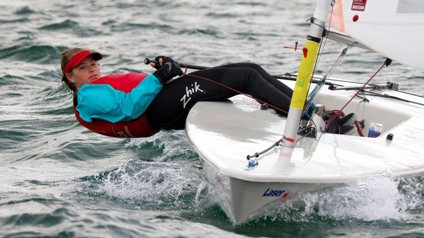 Performanță de elită la doar 16 ani. Constănțeanca Ana-Maria Hurmuzache, viitorul yachtingului românesc