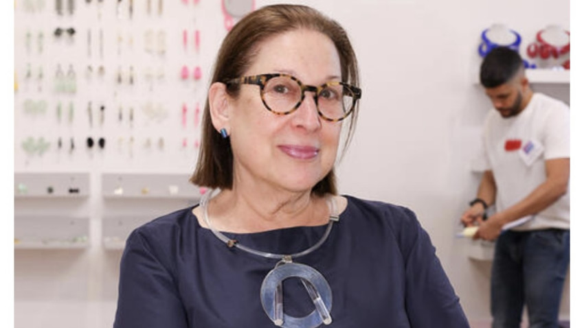 Bryna Pomp: Cea mai mare provocare pe care o văd în fața artiștilor de azi este găsirea propriei identități autentice, în timp ce continuă să aspire la a crea lucrări vandabile