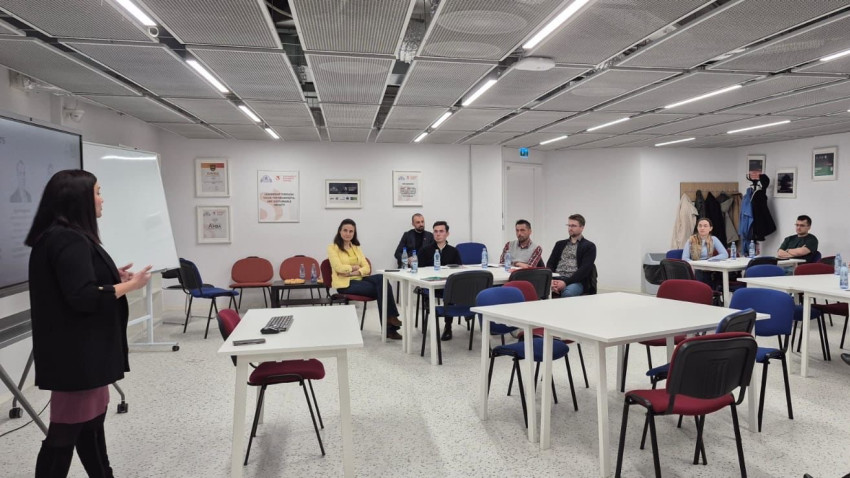 Sub 1% dintre tinerii români urmează programe de studii postuniversitare, deși costul unui MBA de top în România este la sub jumătate față de media țărilor UE 