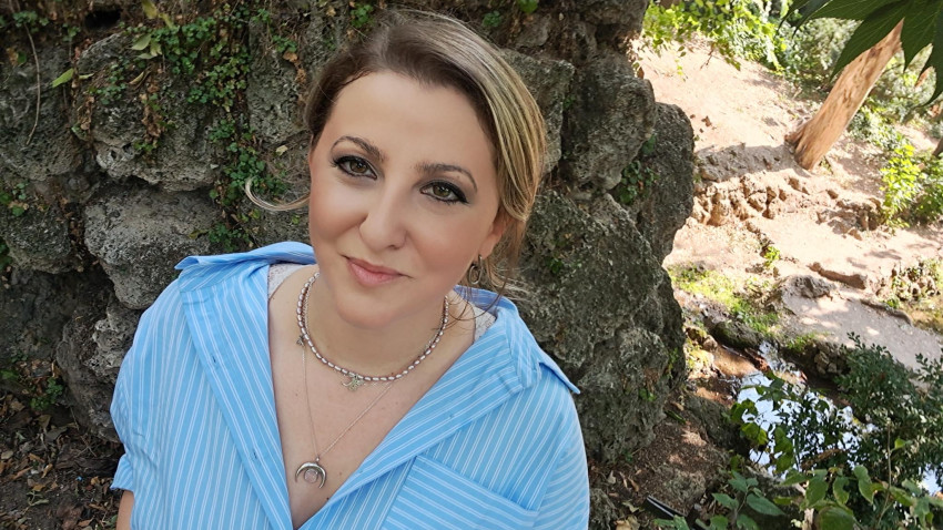 [Work & Self] Carmen Dumitrescu: Poți să fii talentat, să fii rapid, să fii amuzant, să fii vigilent. Dacă nu ești responsabil față de publicul tău și față de tine, nu ești jurnalist