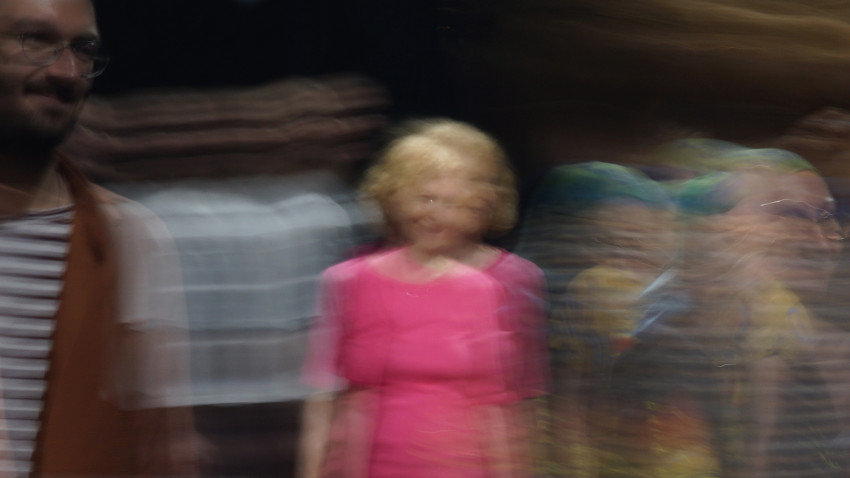 Incipient și Teatrul Masca prezintă premiera spectacolului „(IM)POSIBIL”